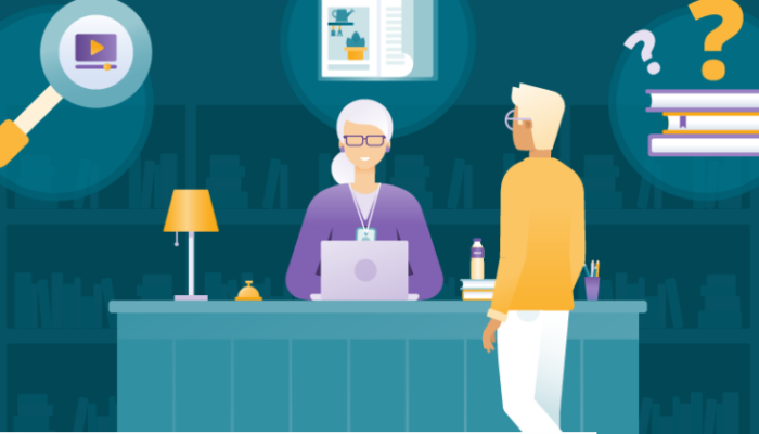 Ilustracja bibliotekarza z siwymi włosami i okularami siedzącego przy biurku z laptopem, rozmawiającego z mężczyzną w żółtej kurtce. W tle półki z książkami i ikony wideo, książek i znaków zapytania.